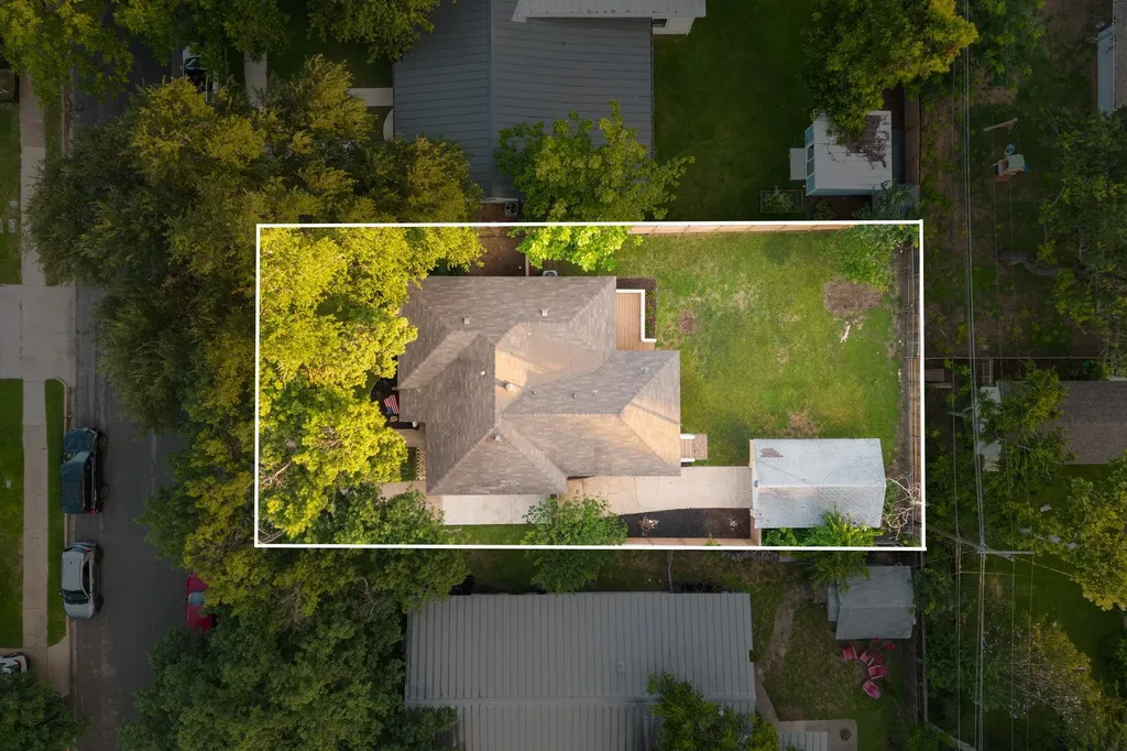 5010 W Frances Place Austin TX 78731
