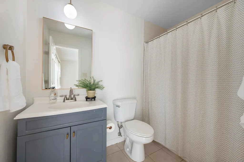 5010 W Frances Place Austin TX 78731