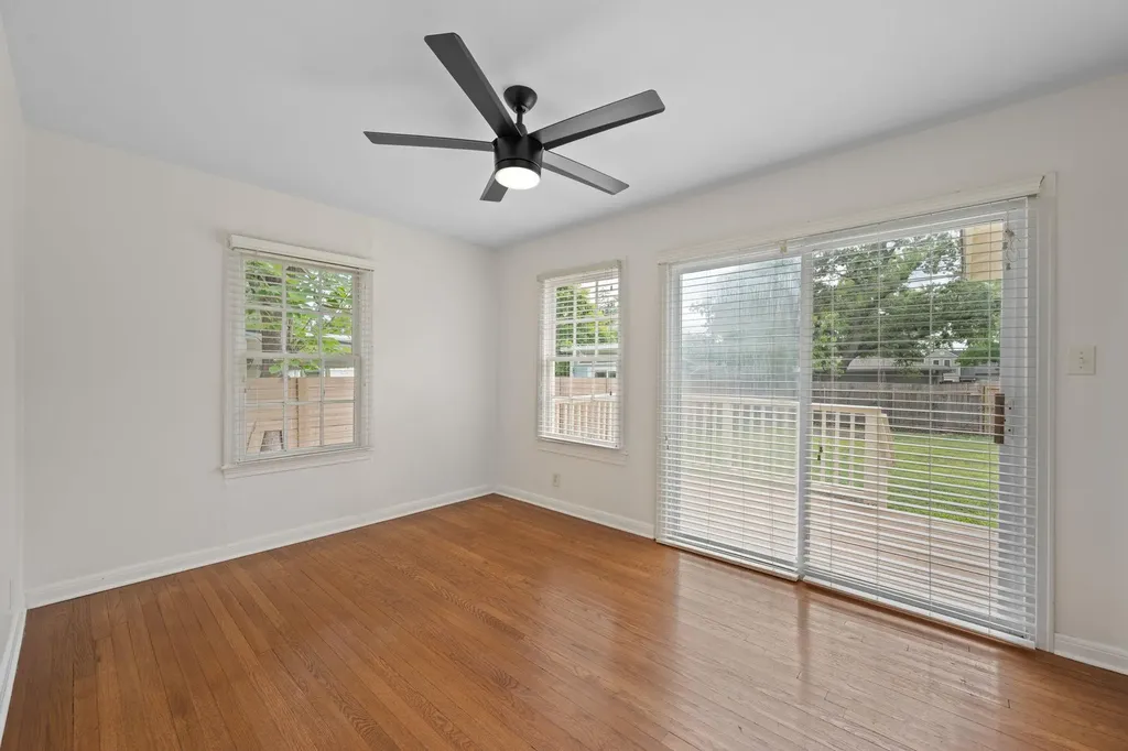 5010 W Frances Place Austin TX 78731