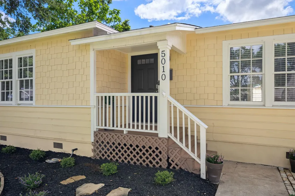 5010 W Frances Place Austin TX 78731