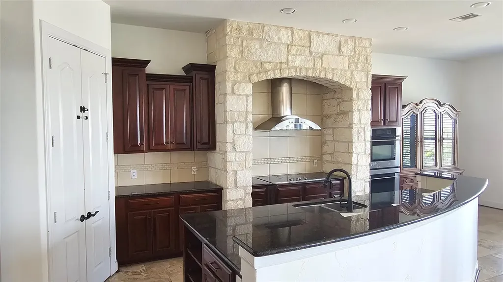 334 Blazing Star Drive Austin TX 78737