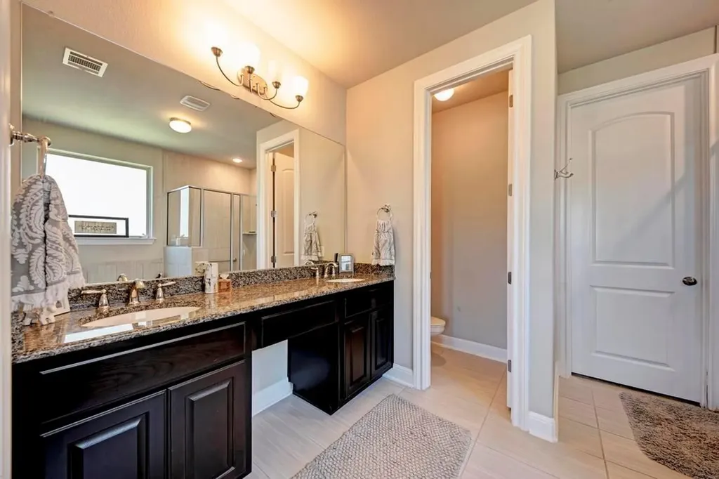 1816 Ficuzza Way Leander TX 78641
