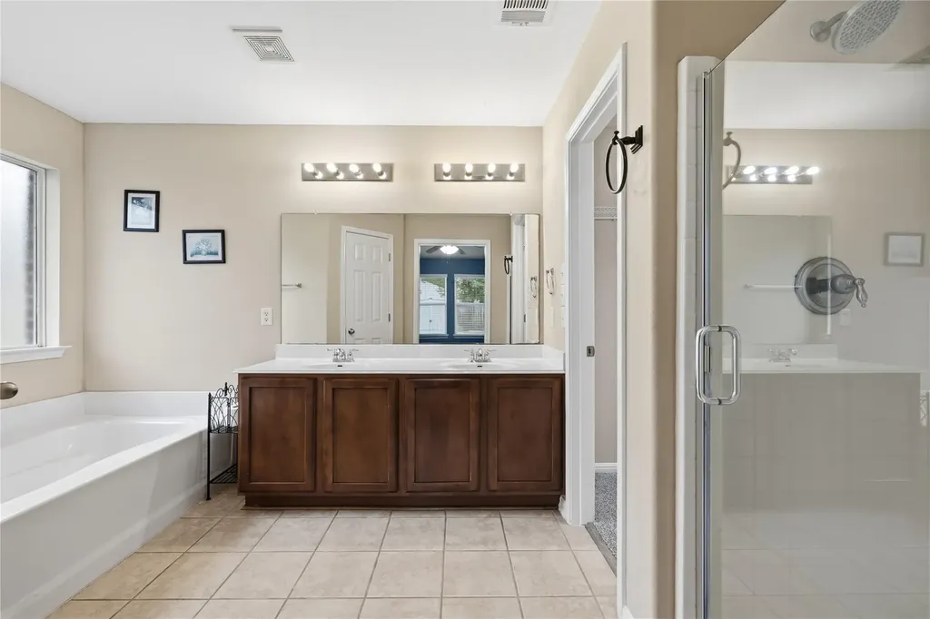18536 Blue Pond Drive Pflugerville TX 78660