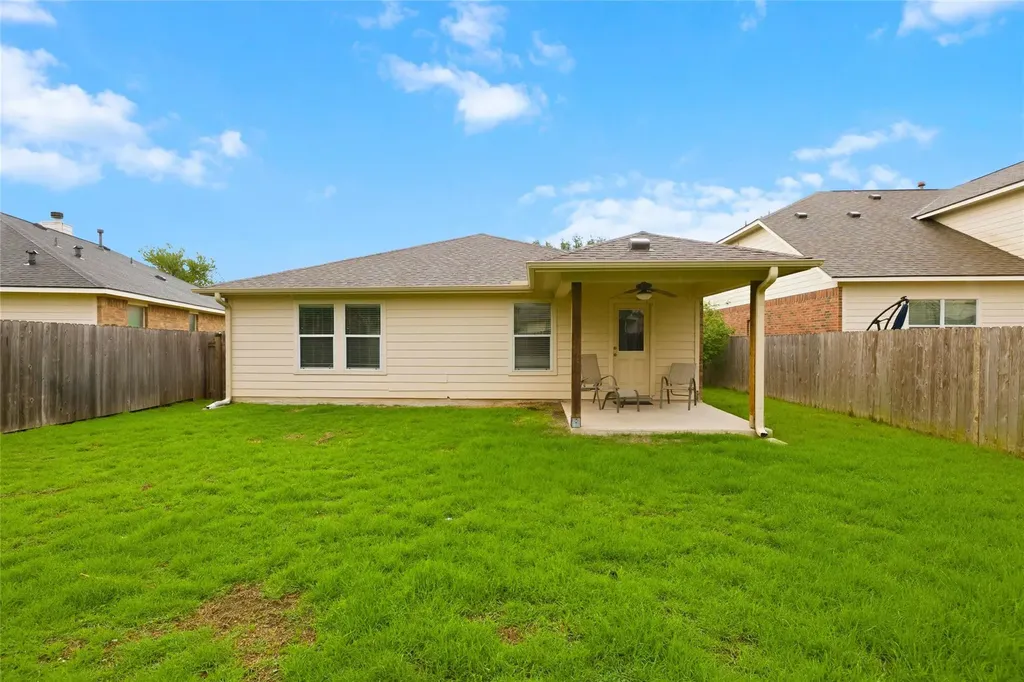 18536 Blue Pond Drive Pflugerville TX 78660
