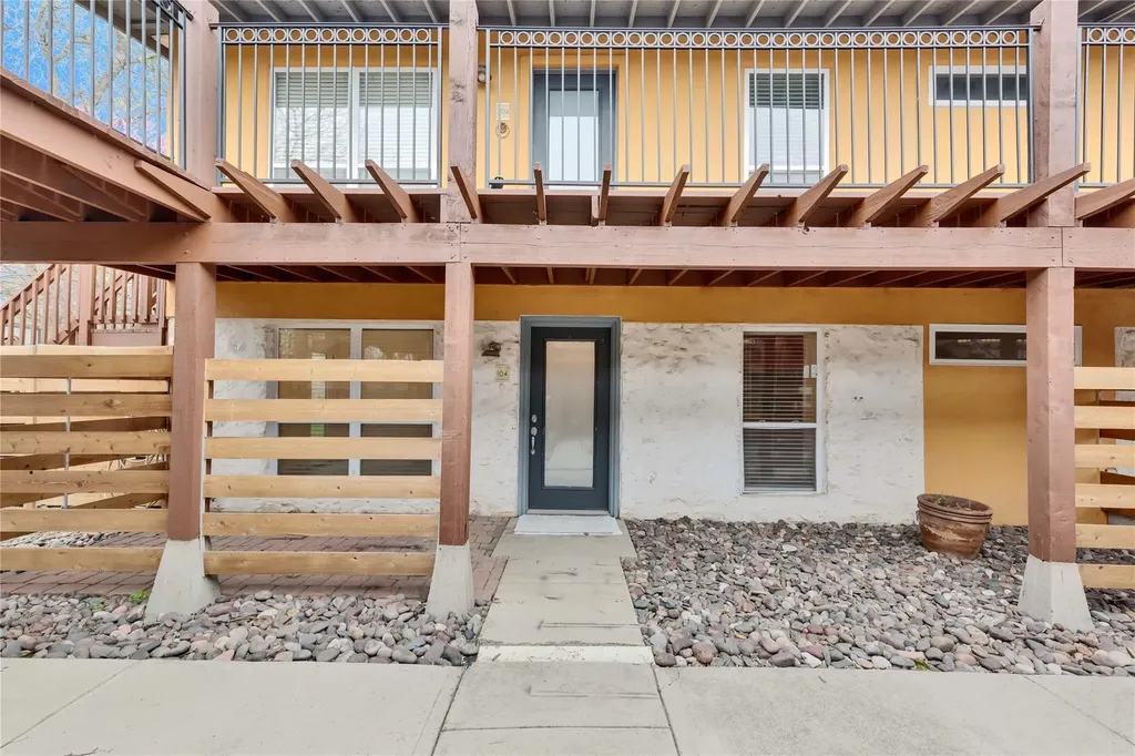1917 Barge Street Austin TX 78745