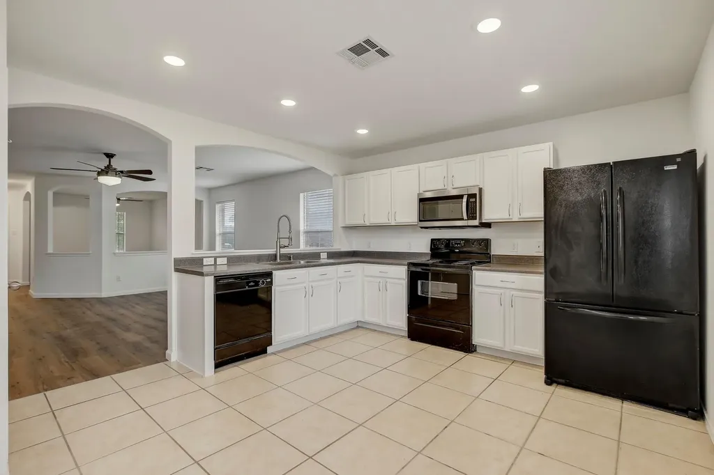 315 Northern Trail Leander TX 78641