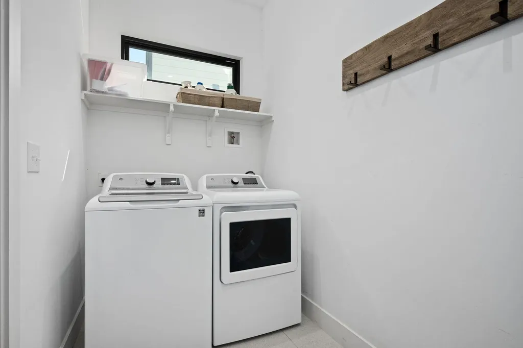 1004 Audrey Court Austin TX 78704