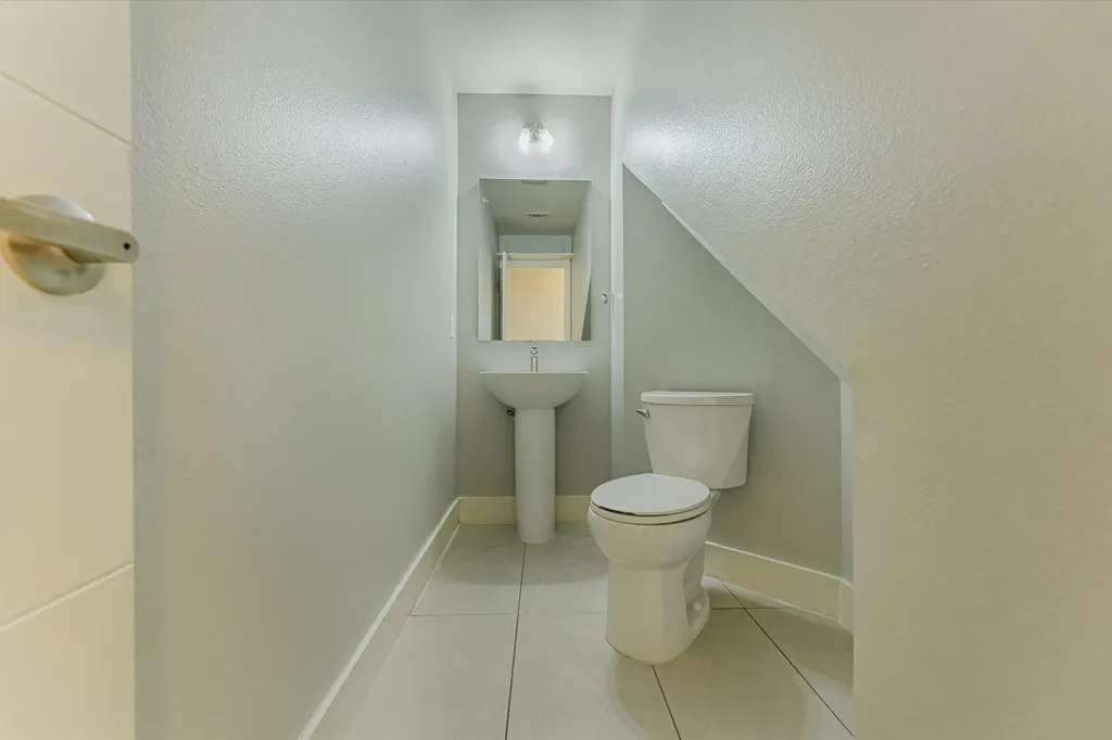 604 N Bluff Drive Austin TX 78745