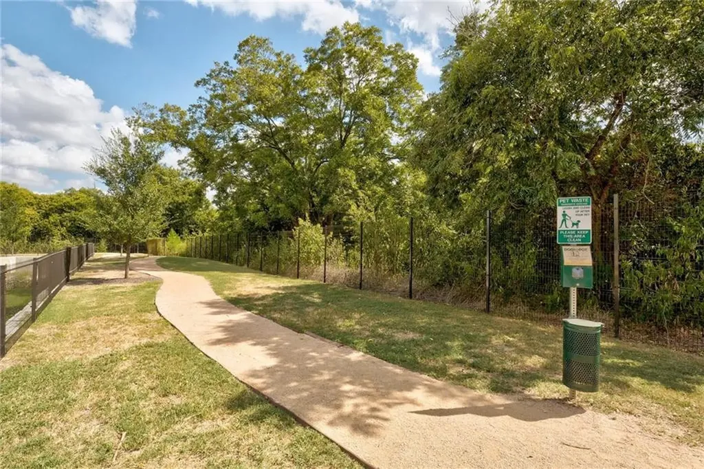 604 N Bluff Drive Austin TX 78745
