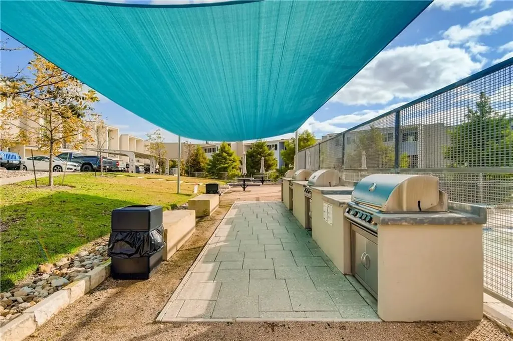 604 N Bluff Drive Austin TX 78745