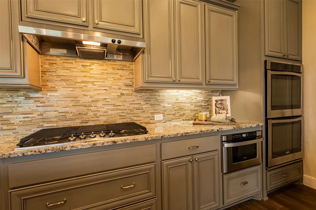 2641 Great Owl Pass Leander TX 78641