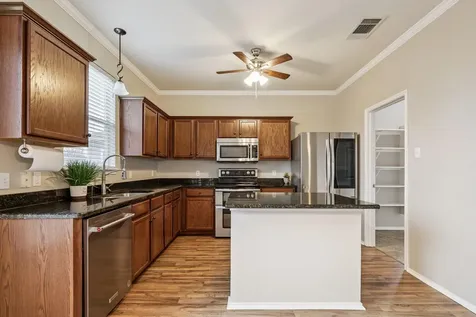 122 Mossy Rock Cove Hutto TX 78634