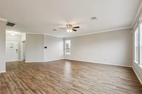 122 Mossy Rock Cove Hutto TX 78634