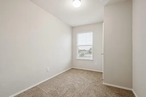 122 Mossy Rock Cove Hutto TX 78634