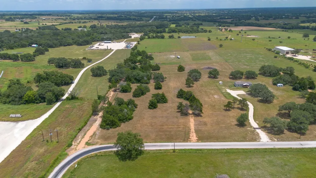 1021 E Old Hallettsville Road Flatonia TX 78941