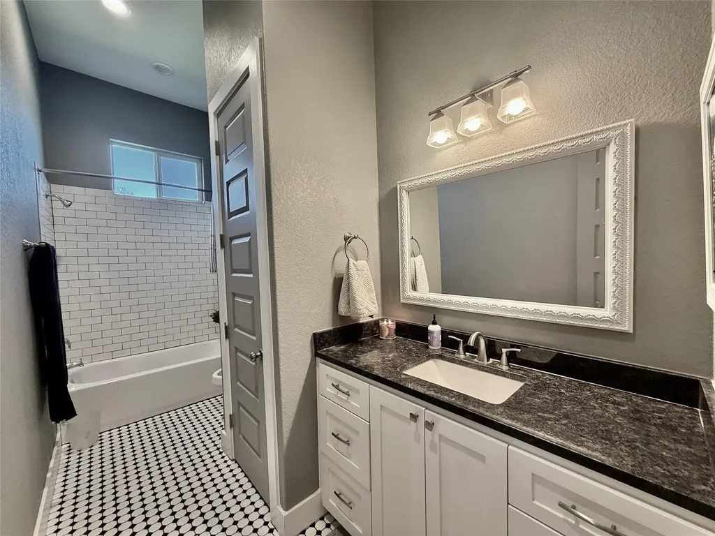 739 Pleasant Grove Road Elgin TX 78621
