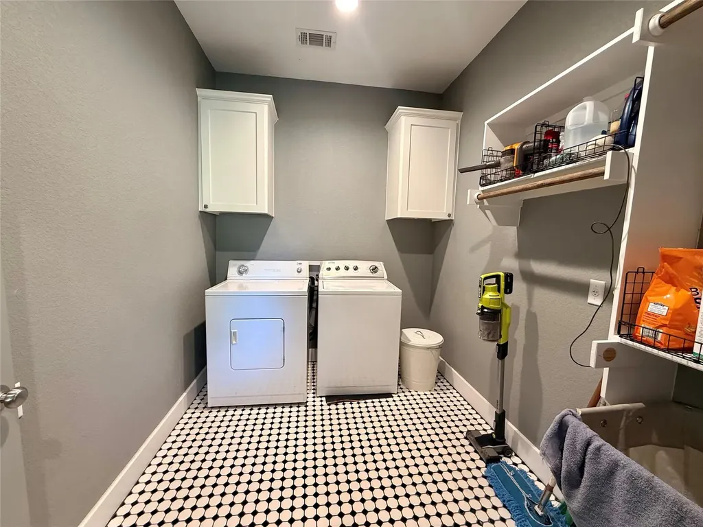 739 Pleasant Grove Road Elgin TX 78621