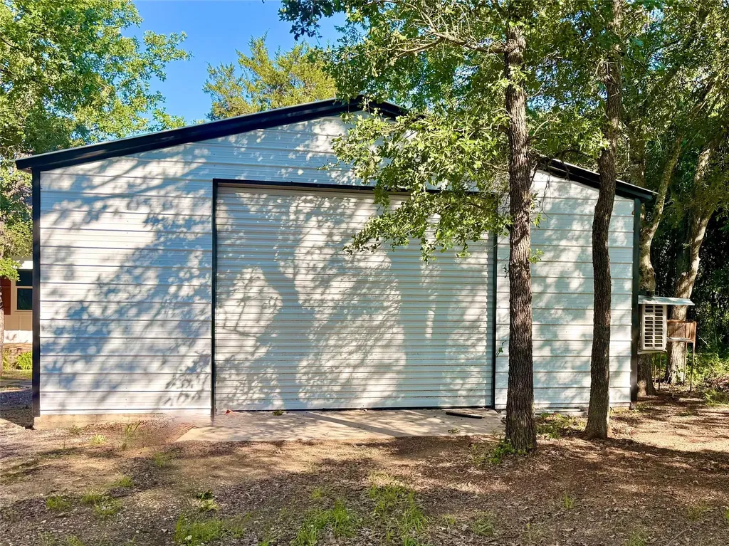 739 Pleasant Grove Road Elgin TX 78621