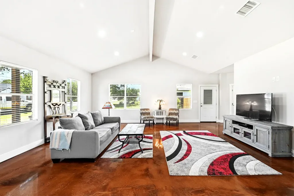 120 Waianae Court Bastrop TX 78602