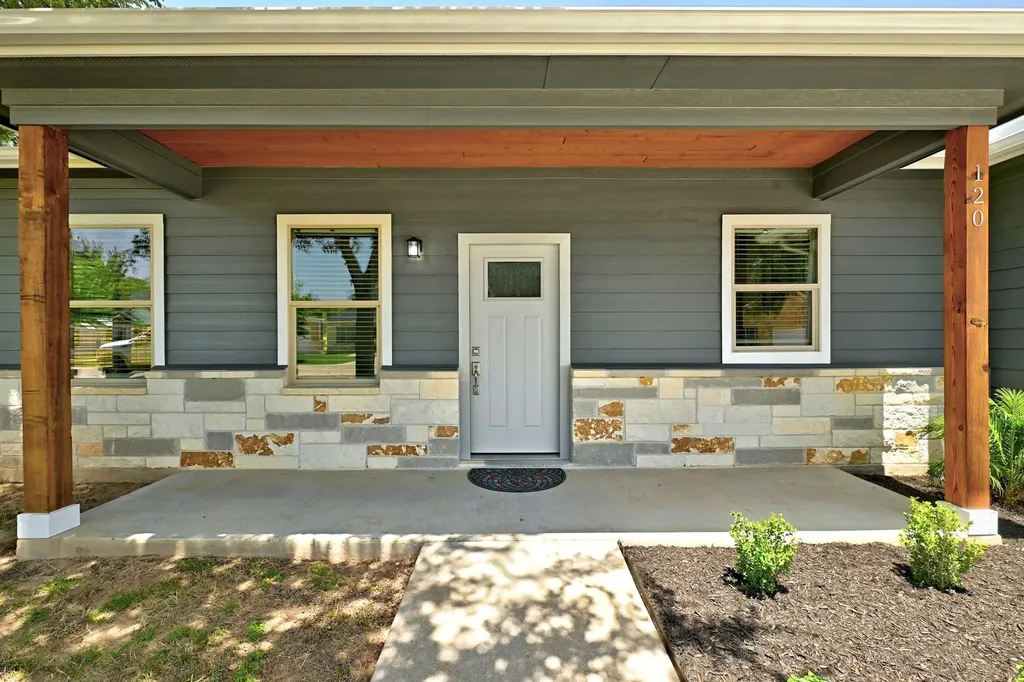120 Waianae Court Bastrop TX 78602