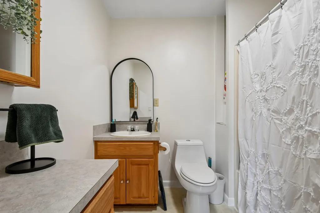 2051 County Road 448 Taylor TX 76574