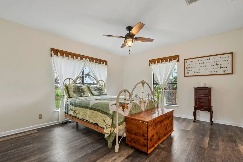 2051 County Road 448 Taylor TX 76574