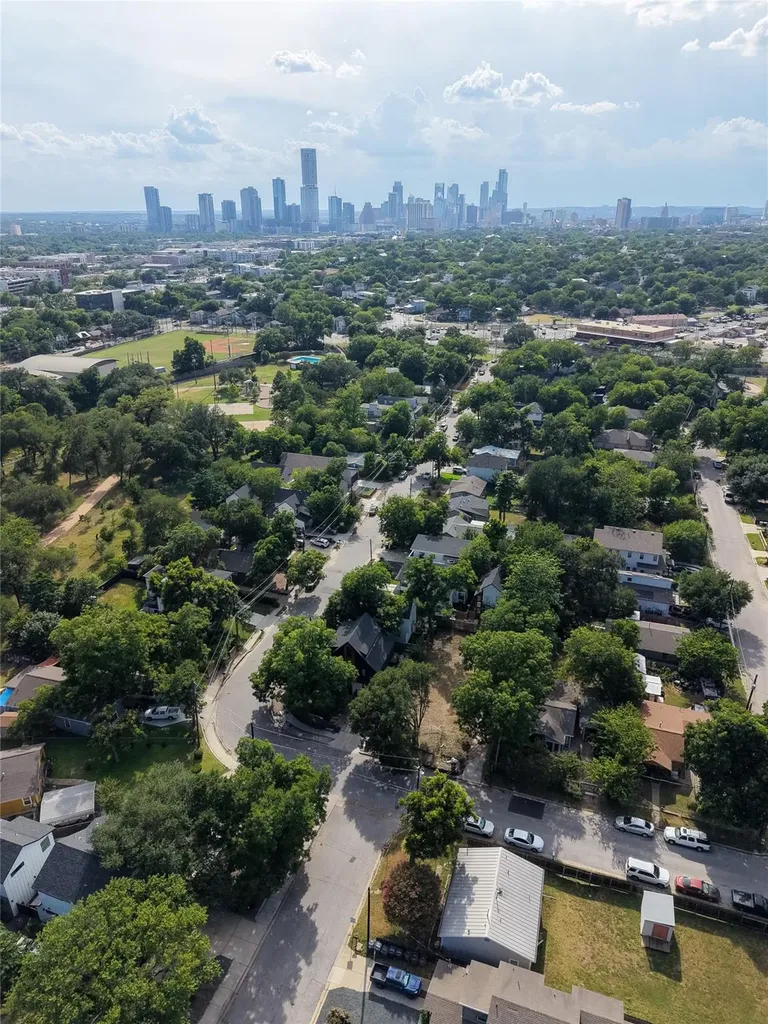 802 Maude Street Austin TX 78702