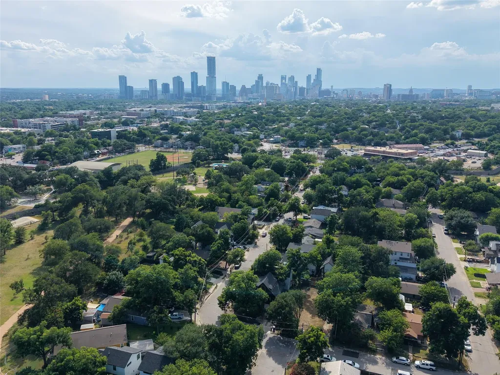 802 Maude Street Austin TX 78702