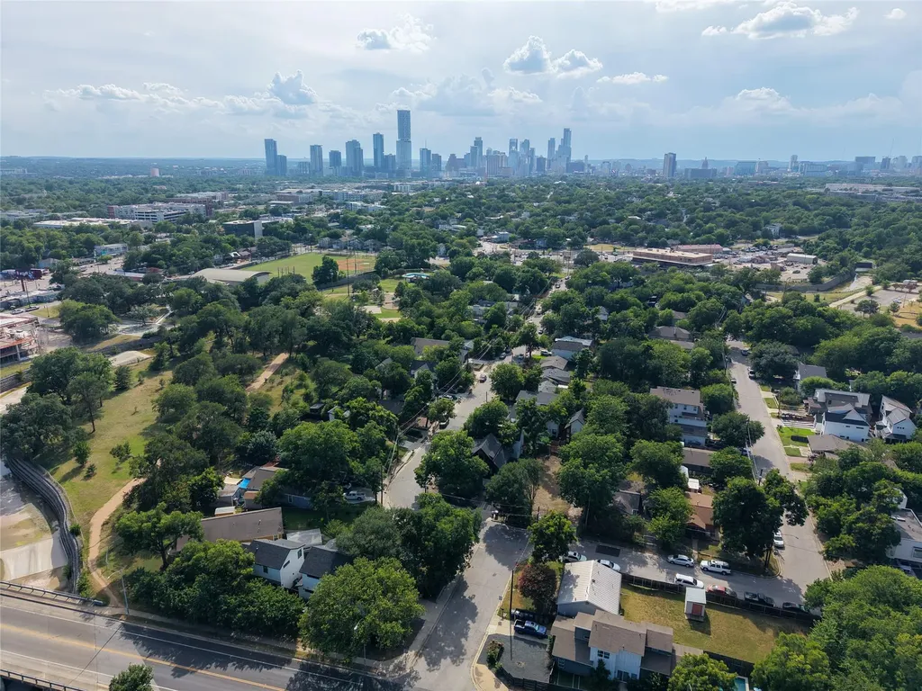 802 Maude Street Austin TX 78702