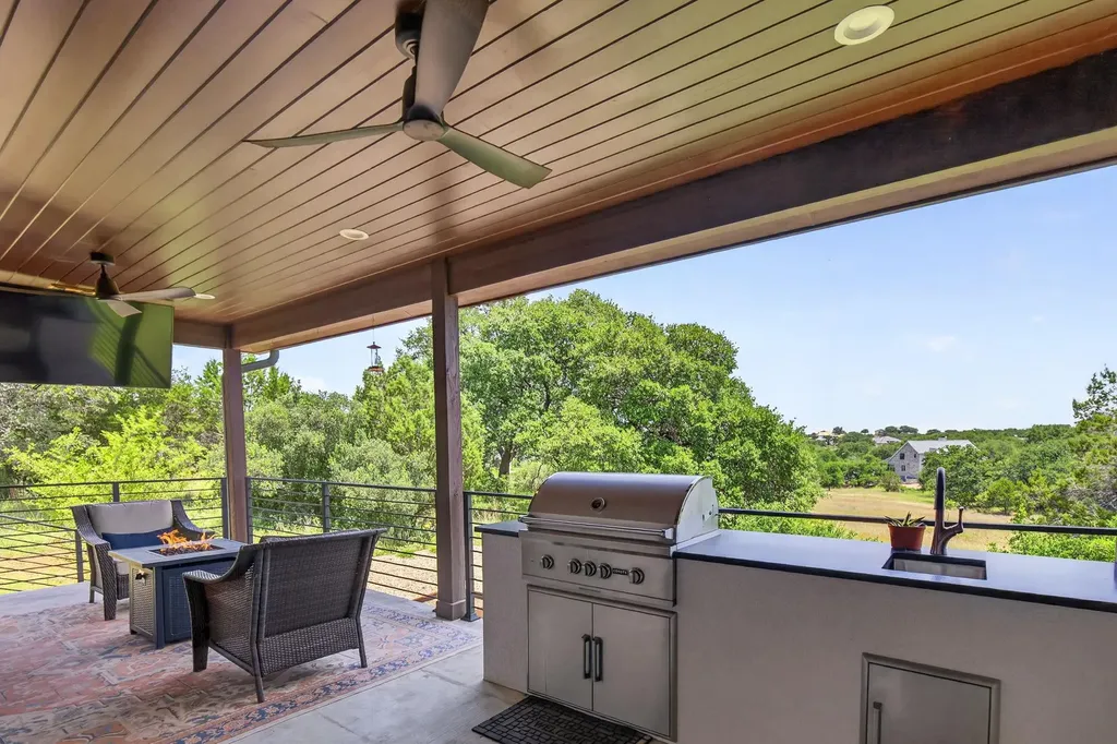 624 Broken Hills Drive Horseshoe Bay TX 78657