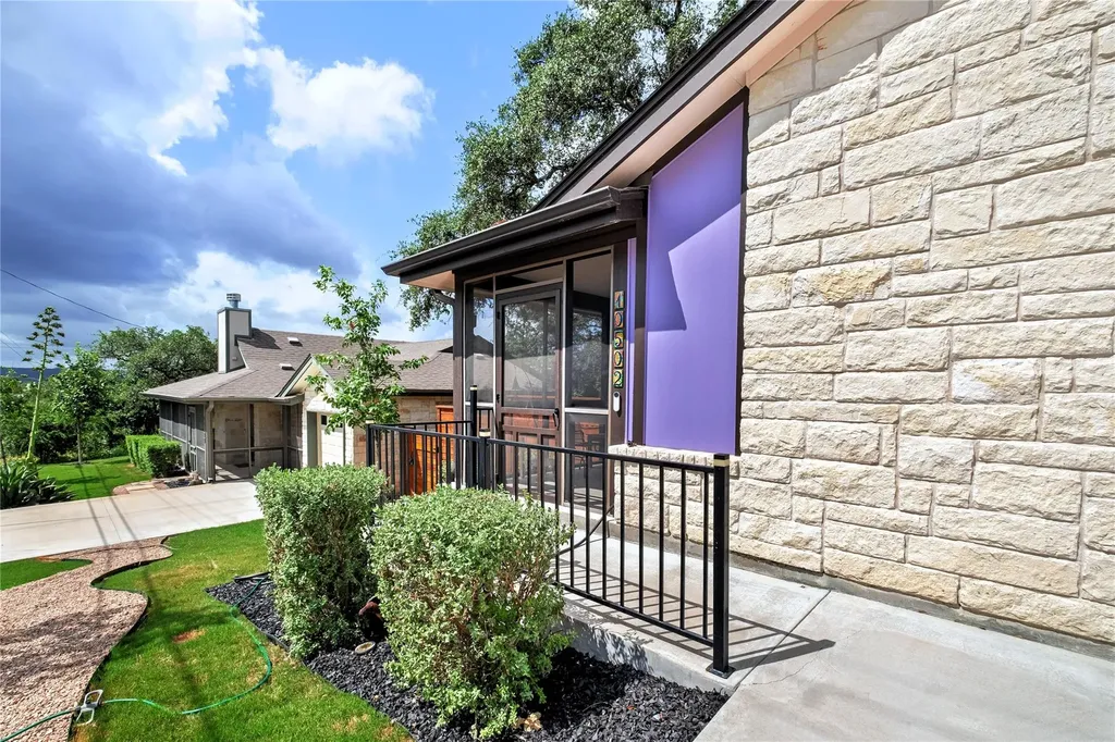 10502 W Lakeview Drive Jonestown TX 78645