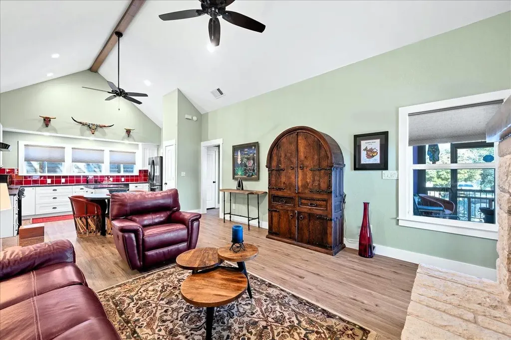 10502 W Lakeview Drive Jonestown TX 78645