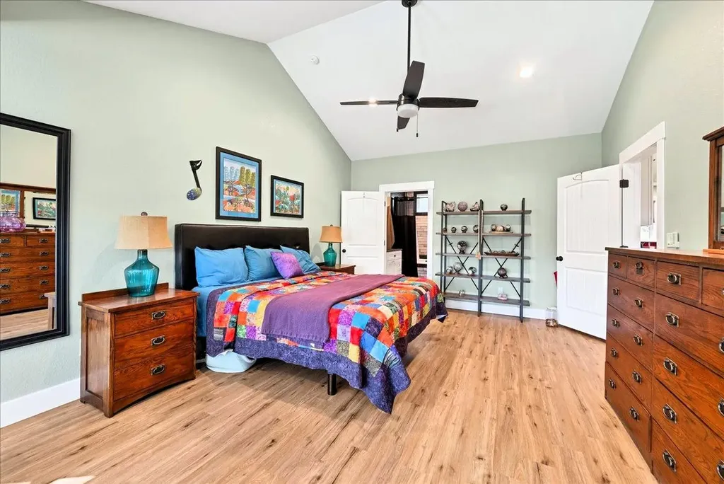 10502 W Lakeview Drive Jonestown TX 78645