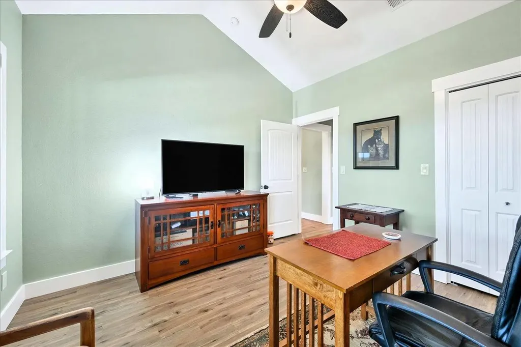 10502 W Lakeview Drive Jonestown TX 78645