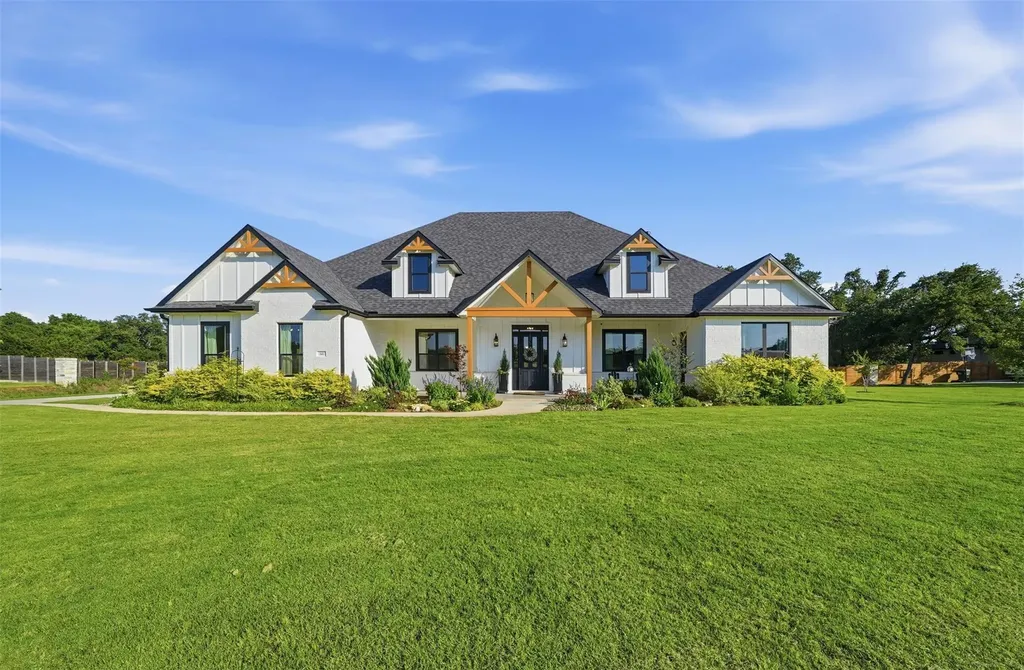141 Blessing Ranch Estates Drive Liberty Hill TX 78642