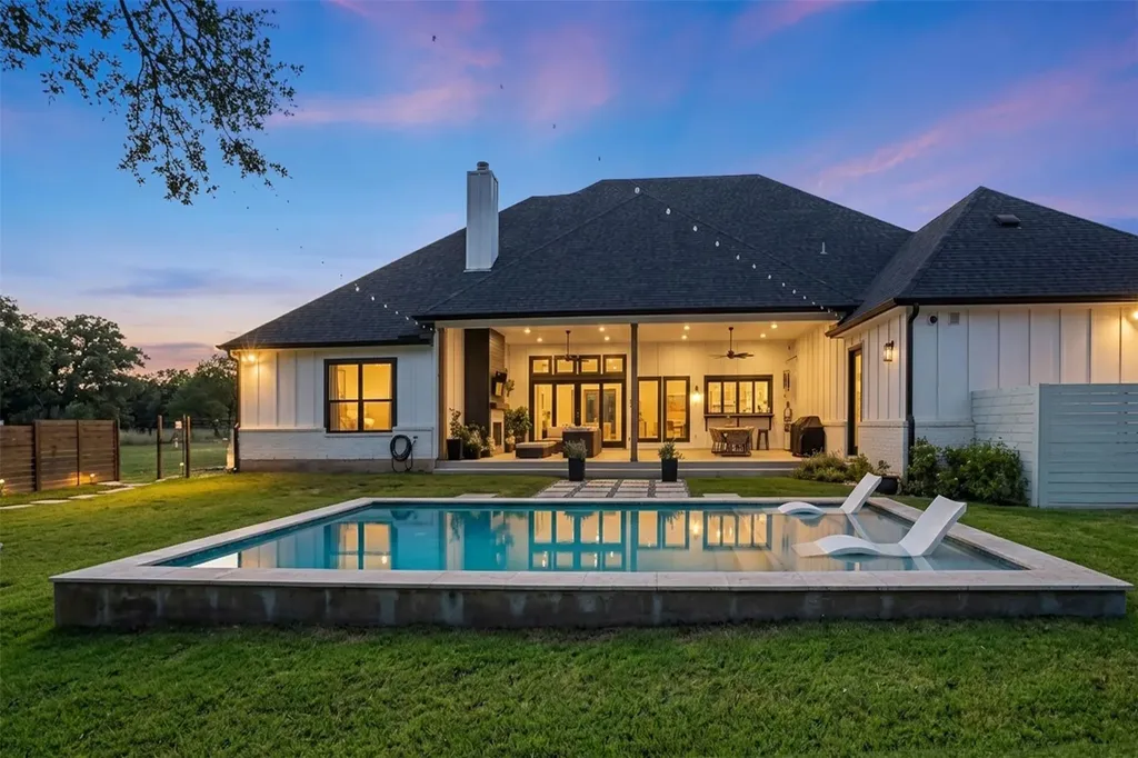 141 Blessing Ranch Estates Drive Liberty Hill TX 78642