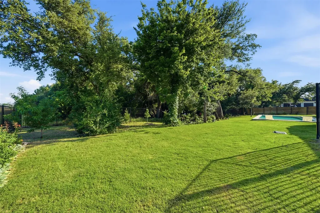 141 Blessing Ranch Estates Drive Liberty Hill TX 78642