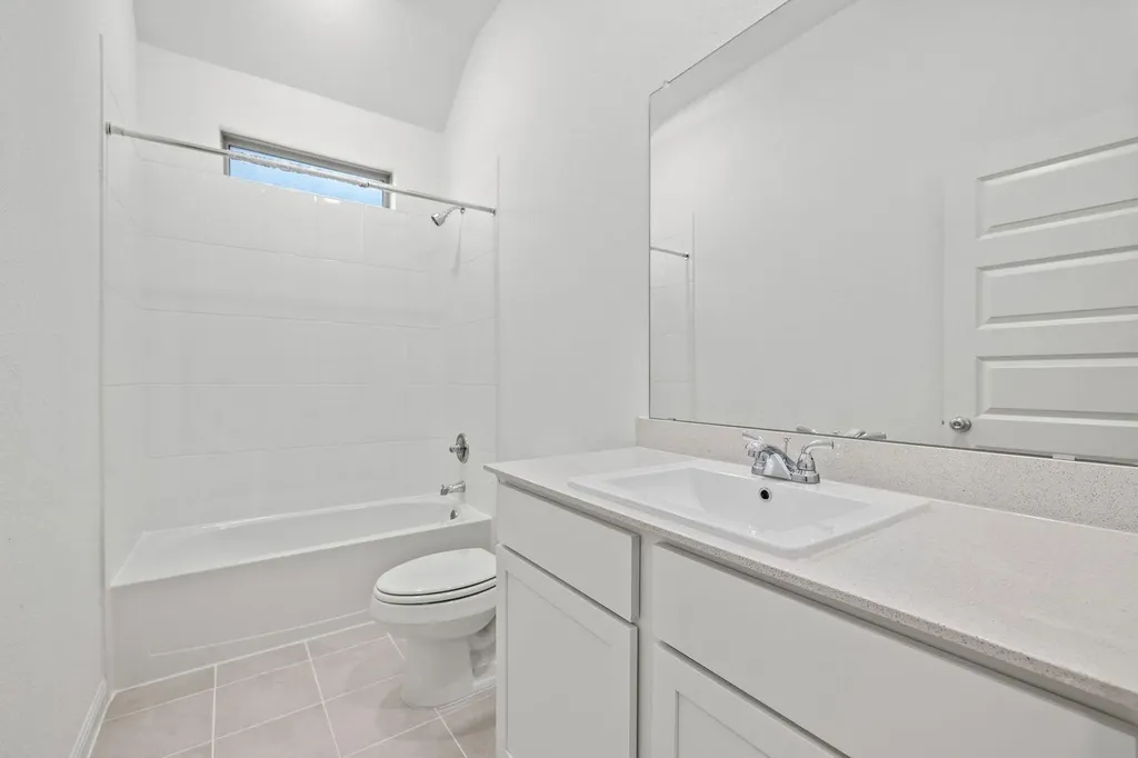 214 Hornet Street Elgin TX 78621