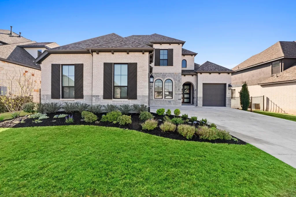 668 Two Creeks Lane Austin TX 78737
