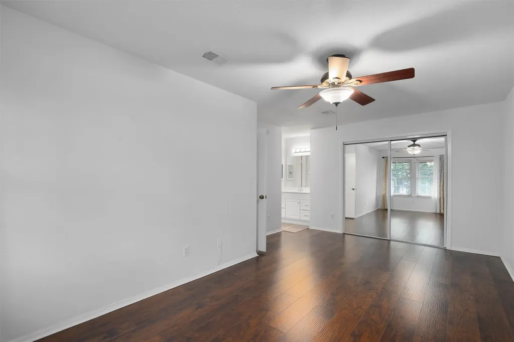 1015 E Yager Lane Austin TX 78753
