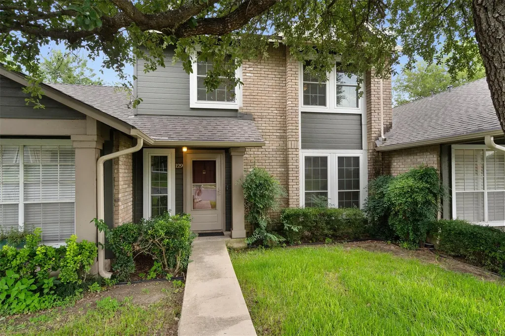 1015 E Yager Lane Austin TX 78753