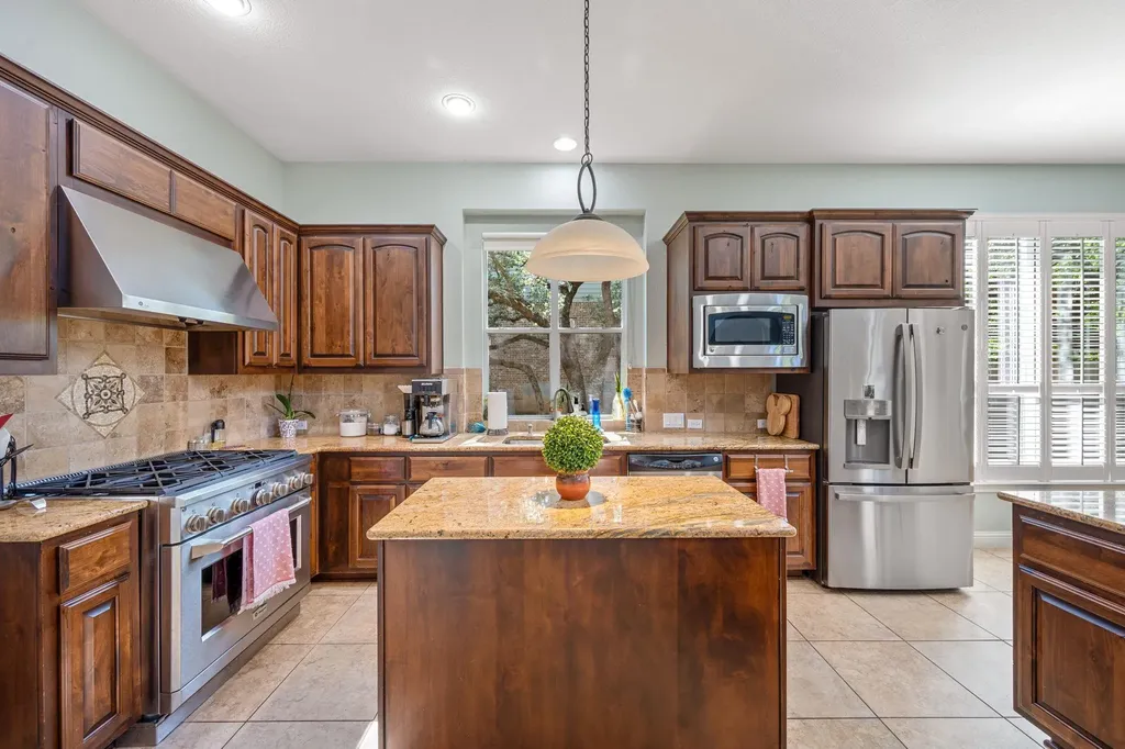 12300 Buvana Drive Austin TX 78739