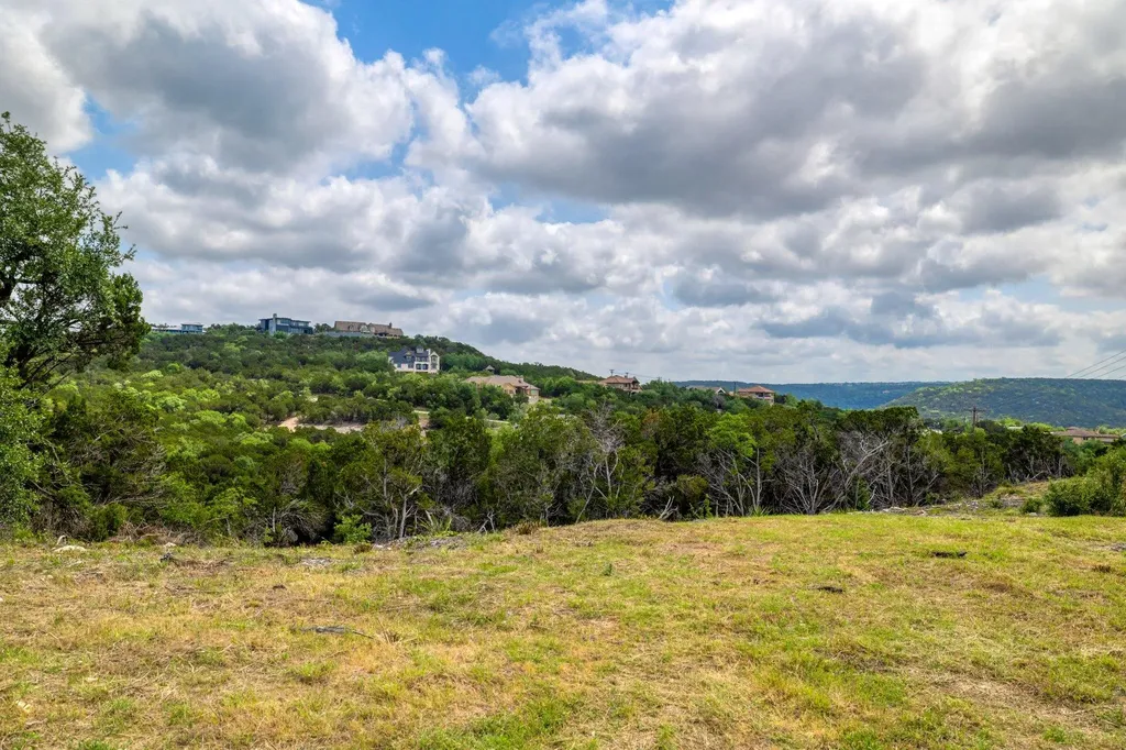 7913 Navajo Pass Leander TX 78641