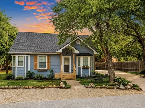 205 Woodridge Canyon Lake TX 78133