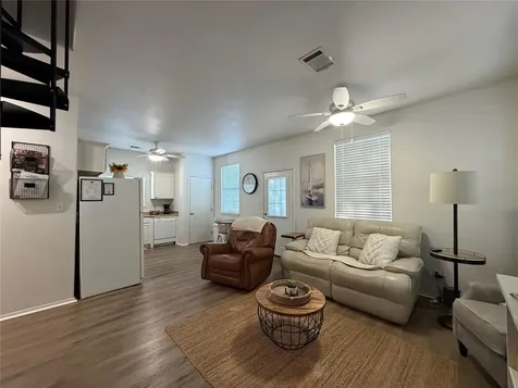 205 Woodridge Canyon Lake TX 78133