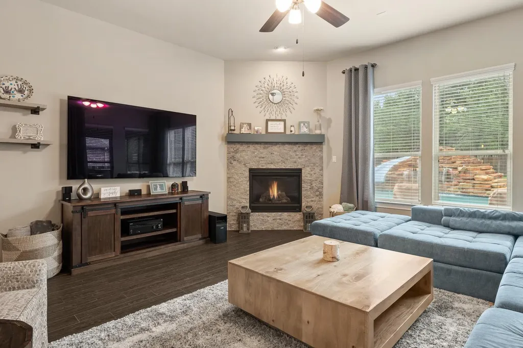 1549 Humble Live Drive Leander TX 78641
