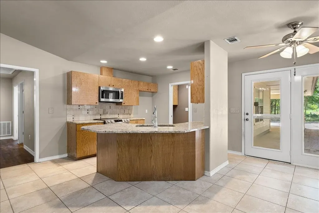 2150 124 County Road Georgetown TX 78626