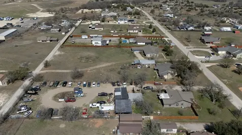 61 Family Circle Hutto TX 78634