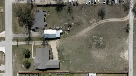 61 Family Circle Hutto TX 78634