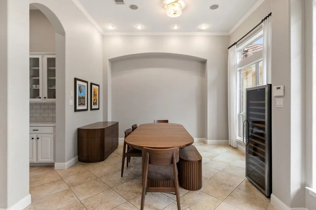 4709 Snake Eagle Cove Austin TX 78738